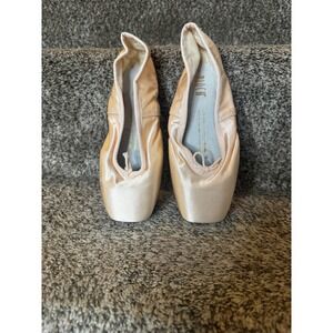 BLOCH Pointe Ballet Shoes‎ Serenade Size 5